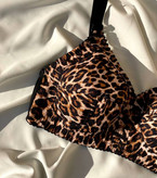 لباس زیرسوتین تک پلنگی بدون فنر سایز بزرگ داخل نخ کتان کش پهن سایز 90,95,100