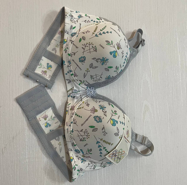 لباس زیر توکان (سوتین عروسکی اسفنجی دخترتکونه با کاپ کوچیک بدون فنر سایزه ۸۵