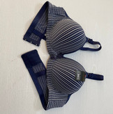 زیر سوتین تک اسفنجی خارجی دخترونه با کاپ کوچیک بدون فنر نخی