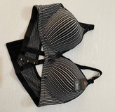 لباس زیر توکان لند(لباس زیر سوتین تک اسفنجی خارجی دخترونه با کاپ کوچیک سایزه ۹۰،۹۵،۸۰،۸۵