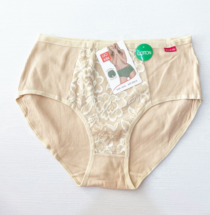 شورت زنانه فاق بلند کبریتی گیپور دارجنس عالی تمام نخ قواره دار فاق بلند و سایزبندی.